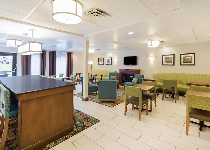 Top Hotels Near Princeton WI for a Rejuvenating Stay